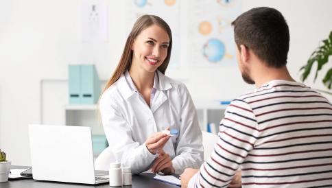 врач пациент